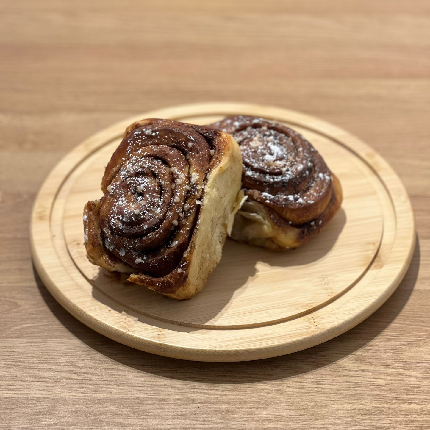 Cinnamon & vanilla Roll